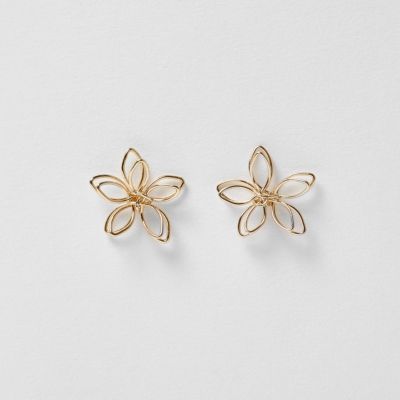 Gold tone flower wire stud earrings